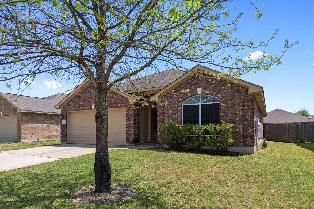 Foto principal - 1049 Regency Ln