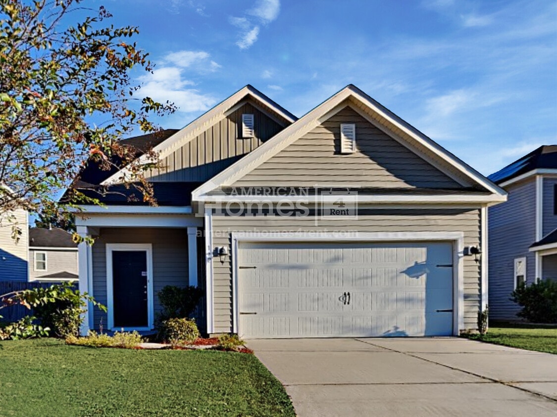 112 Orleans Court House Rental in Moncks Corner, SC