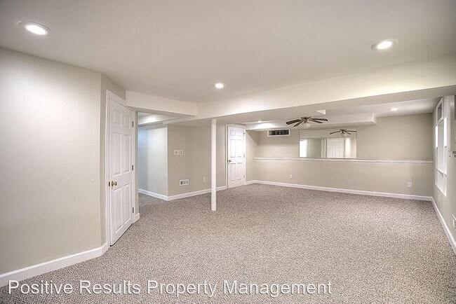 Foto del edificio - 5 br, 3.5 bath House - 2032 Valley  Road