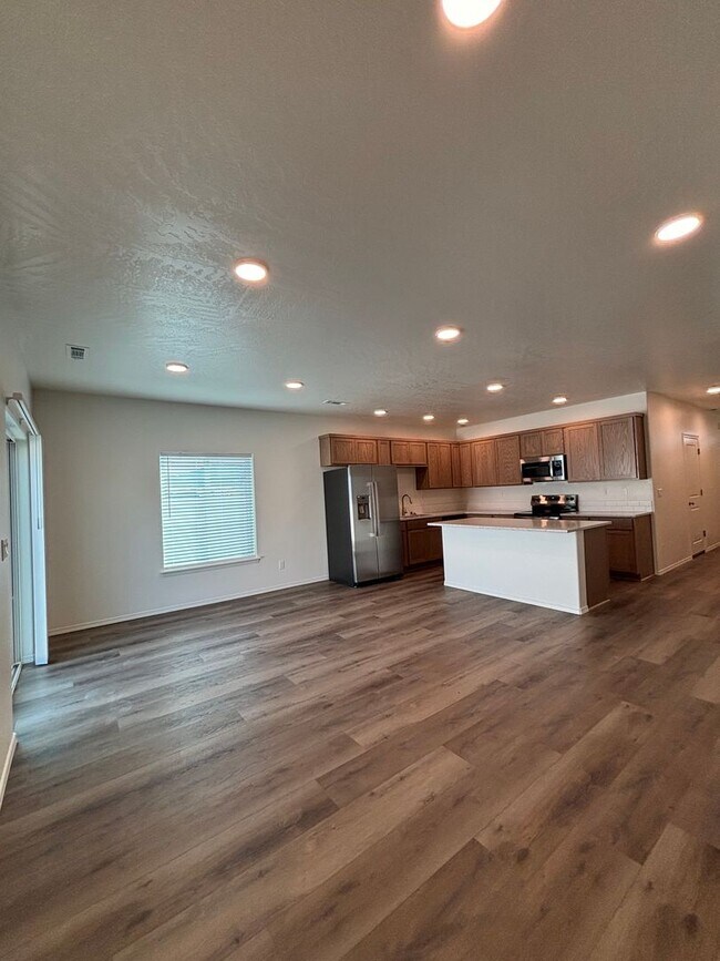 Foto del edificio - Brand New Corner Townhome!