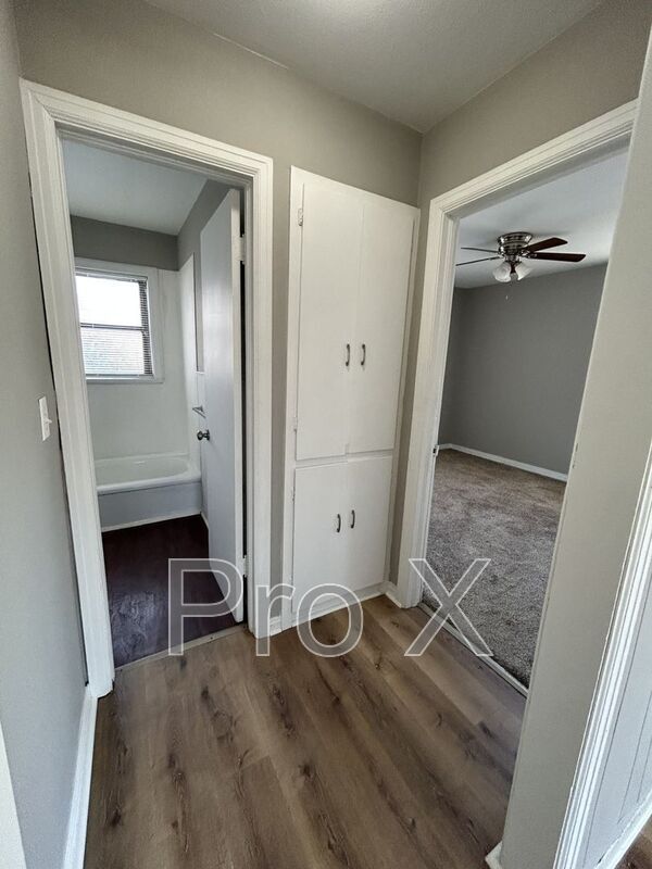 Foto del edificio - 126 E 13th St