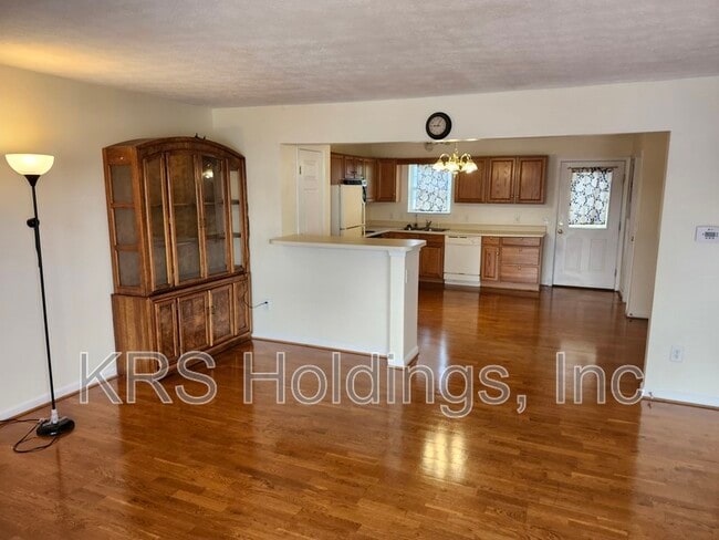 Photo - 327 Emerson Ln Townhome