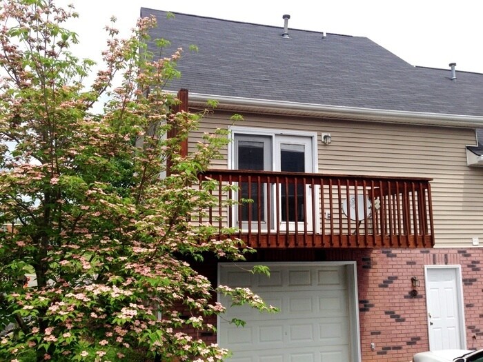 Primary Photo - Nice Townhouse for Lease in Boones Creek