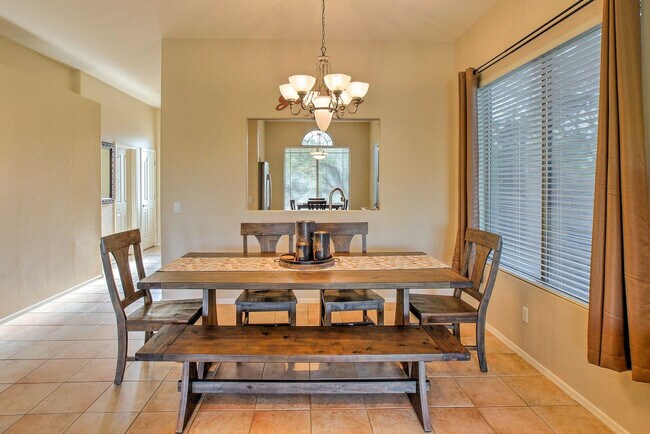 Foto del edificio - 10342 E Tierra Buena Ln