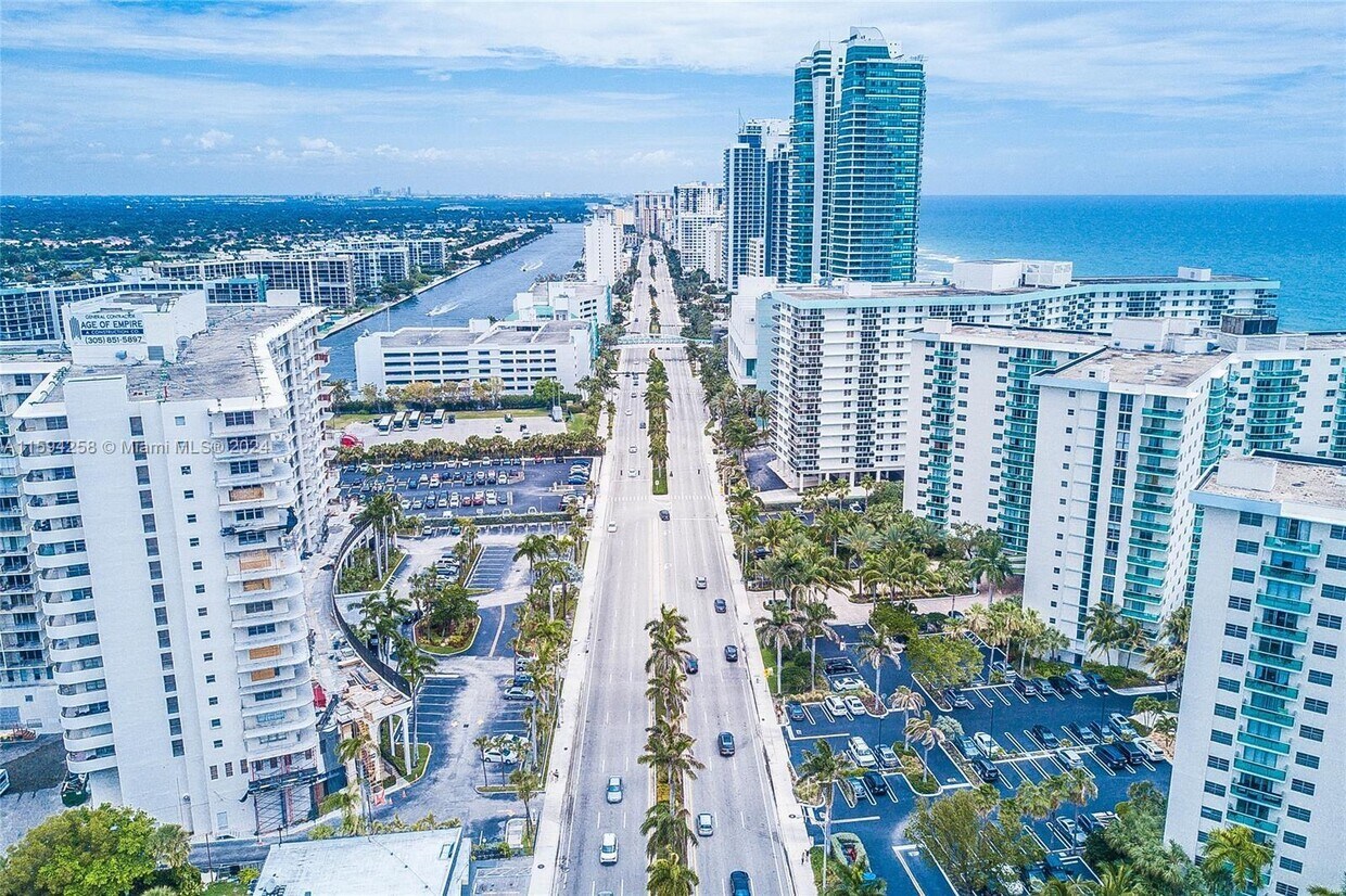 Primary Photo - 3901 S Ocean Dr