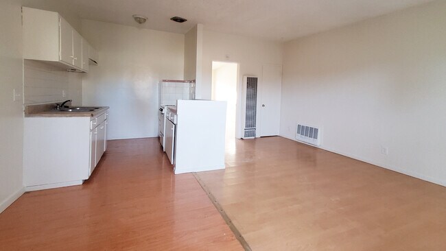 Foto del edificio - 1812-1818 W Sumac Ln