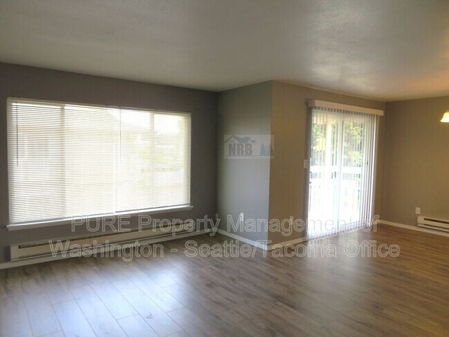 Foto del edificio - 4028 S Lawrence St
