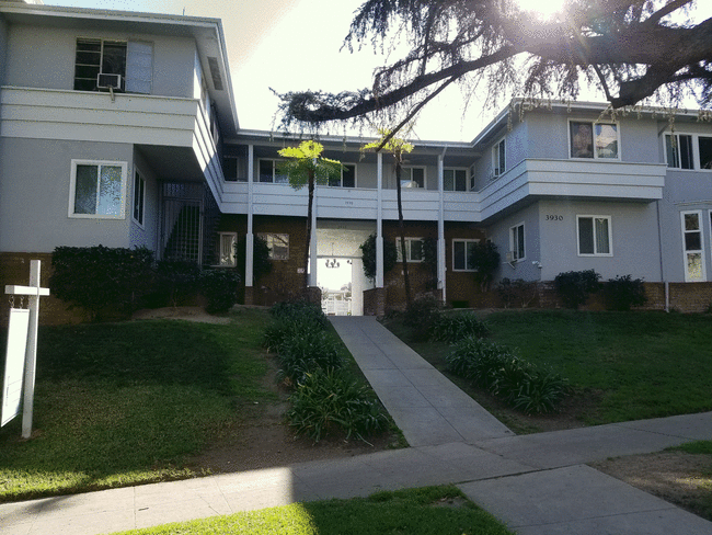 Building Photo - Los Feliz Arms