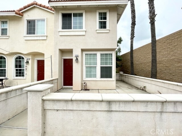 Foto del edificio - 15447 Pomona Rincon Rd