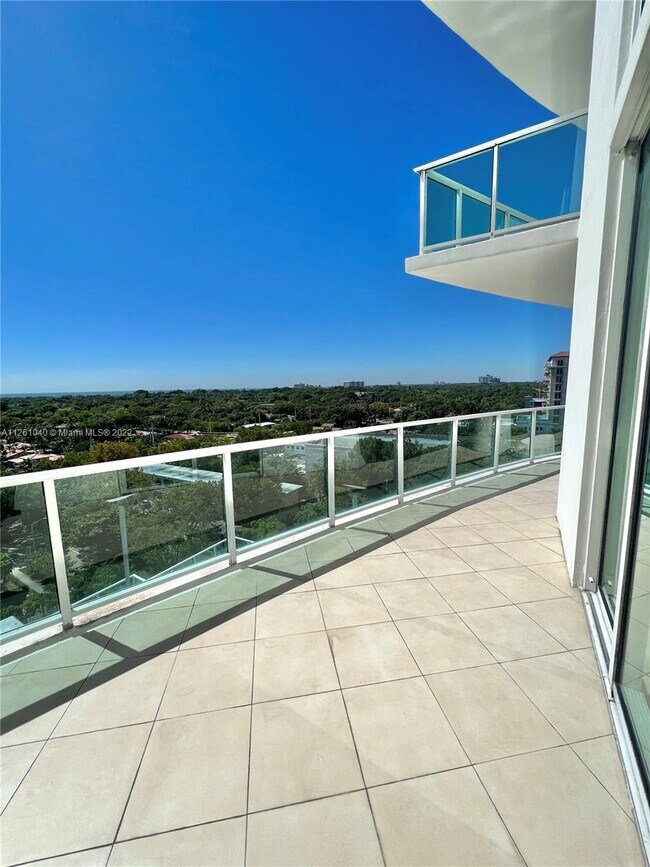 Foto del edificio - 2525 SW 3rd Ave