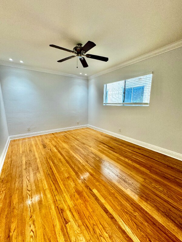 Foto del edificio - 1506 S Barrington Ave