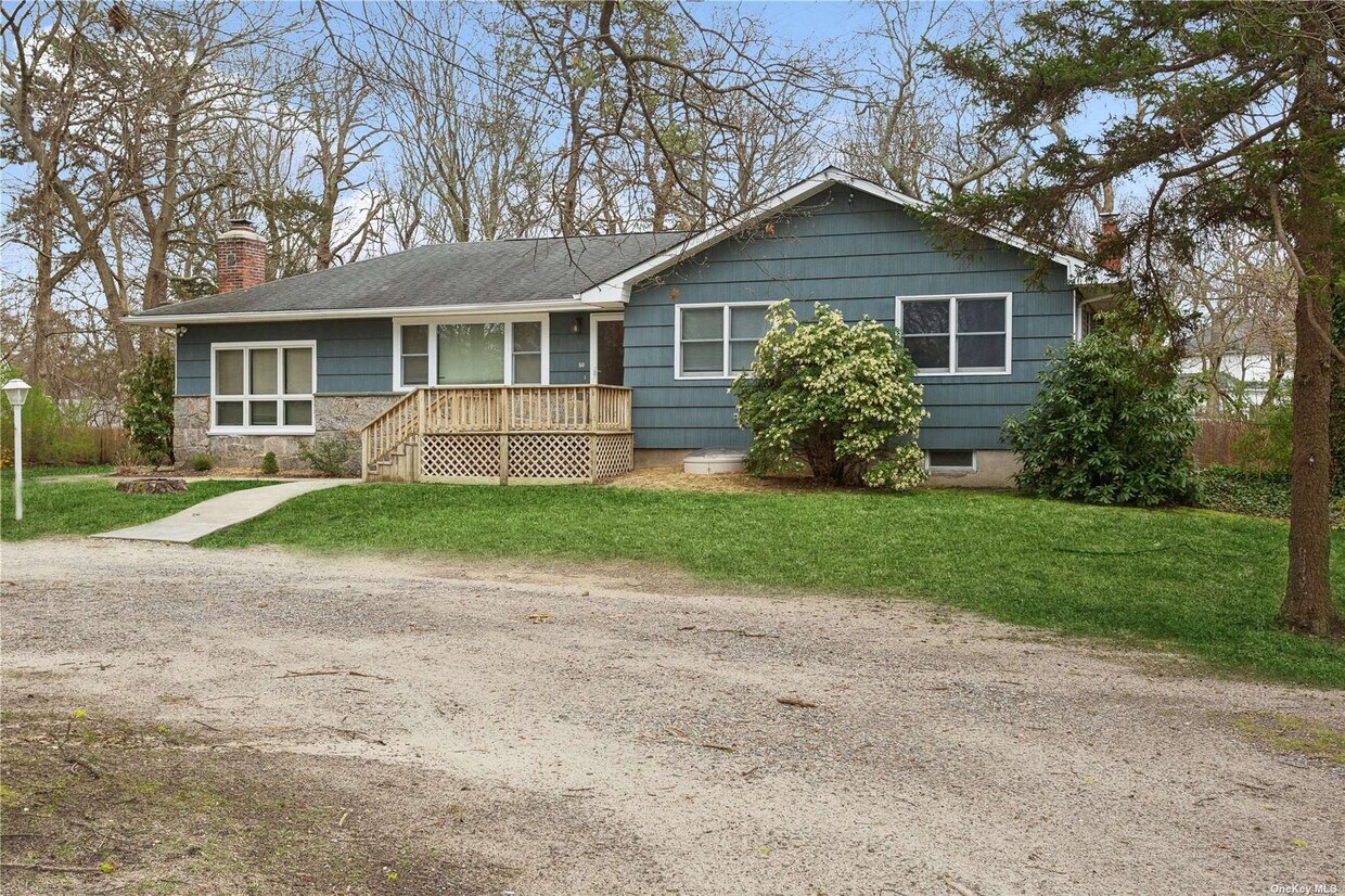 Primary Photo - 50 Laurelton Ave