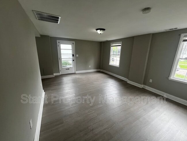 Foto del edificio - 20 W Park St