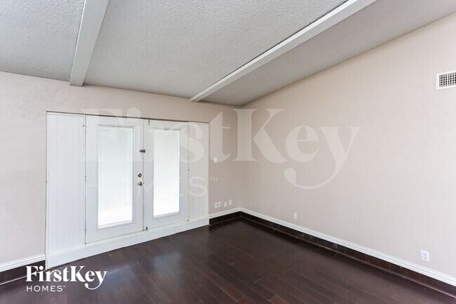 Foto del edificio - 3501 Palomino Dr
