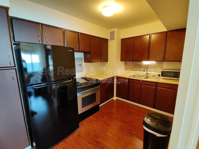 Foto del edificio - 6030 N Sheridan Rd