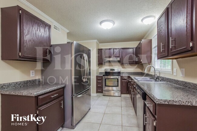 Foto del edificio - 7225 Rollingridge Dr