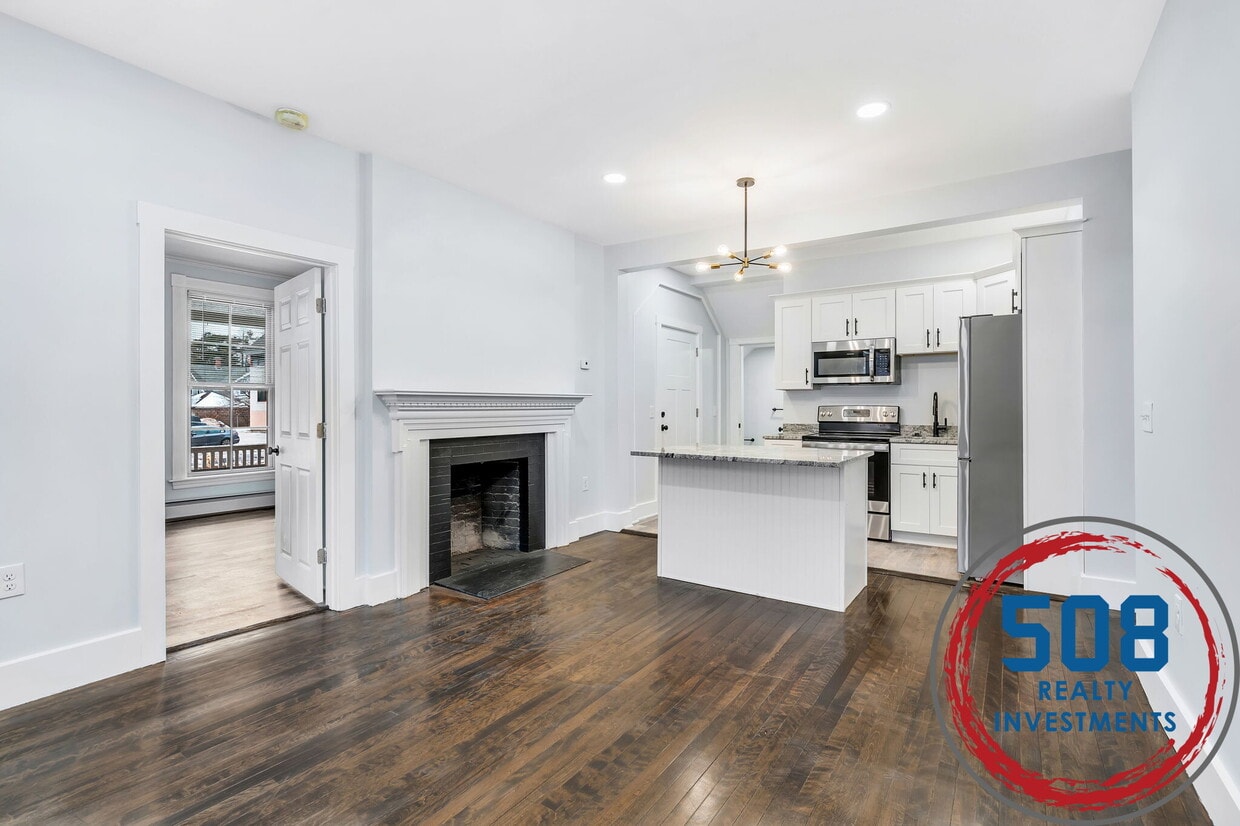 48 Sever St Unit 1, Worcester, MA 01609 Apartments in Worcester, MA