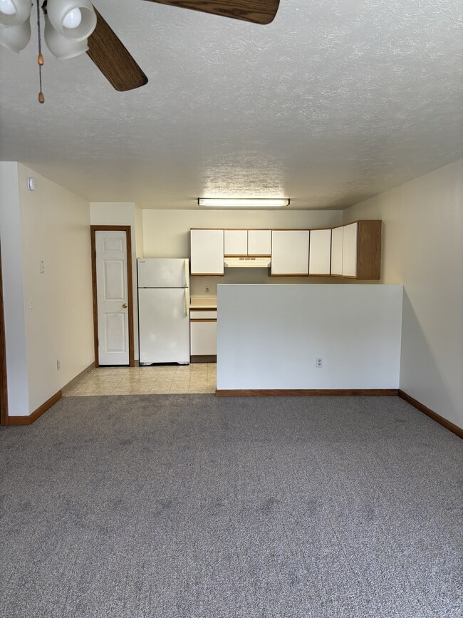 Foto del edificio - 242 E 6th St