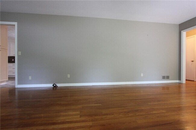 Foto del edificio - 2944 Piedmont Dr