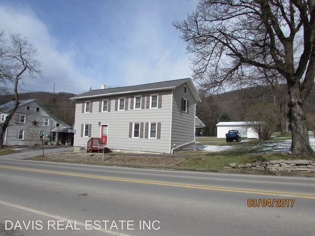 Building Photo - 147 E Main St