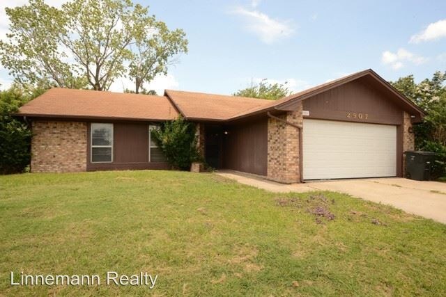 Primary Photo - 3 br, 2 bath House - 2907 Lawndale