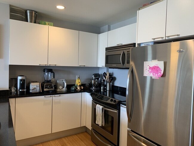 Foto del edificio - 2 Earhart St