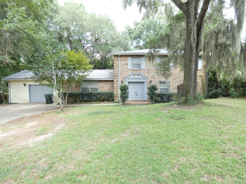 Primary Photo - 5278 Lakewood Dr