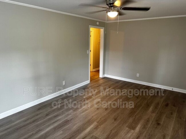 Building Photo - 108 Mendota Ave