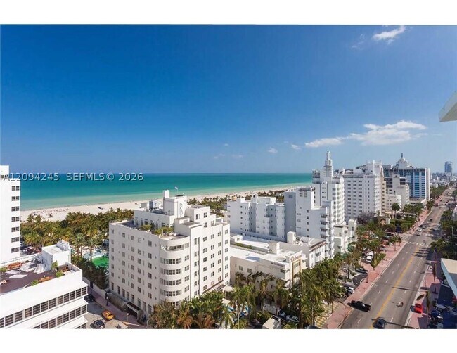 Building Photo - 1800 Collins Ave