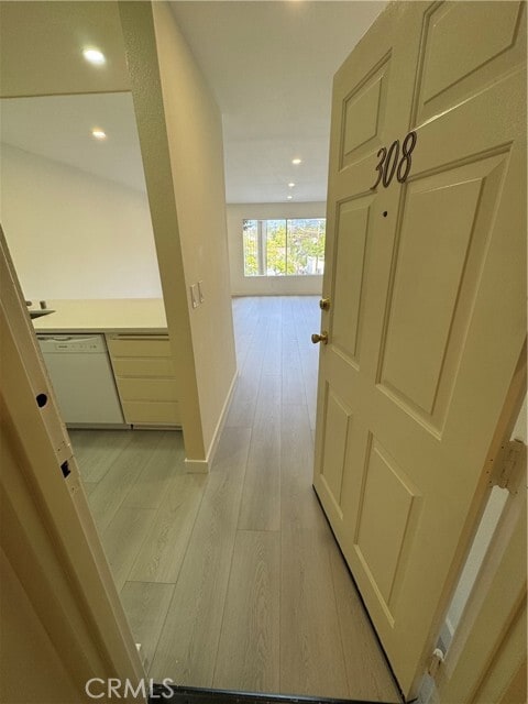 Foto del edificio - 2616 Canada Blvd