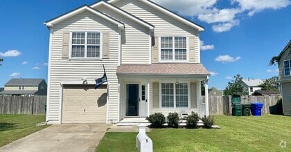 Building Photo - 204 Friar Ct