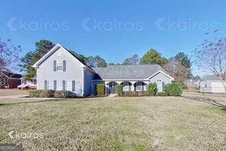 Building Photo - 334 Amanda Dr