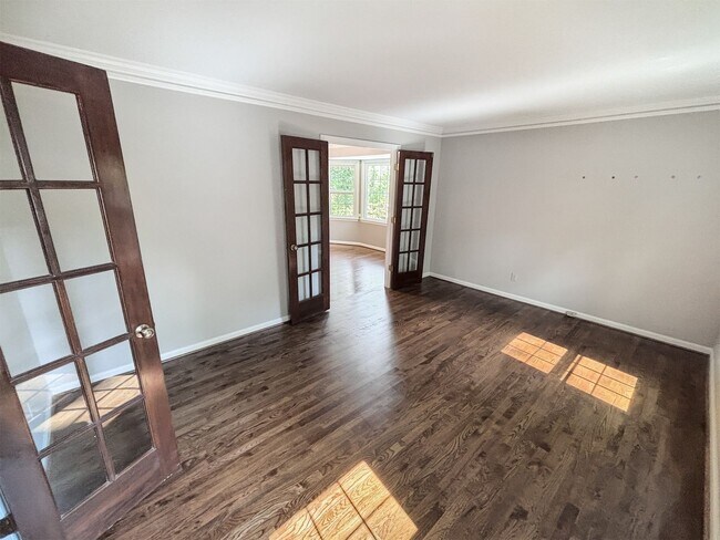 Foto del edificio - Beautifully Updated 4-Bedroom Home in Top-Rated Walton High District