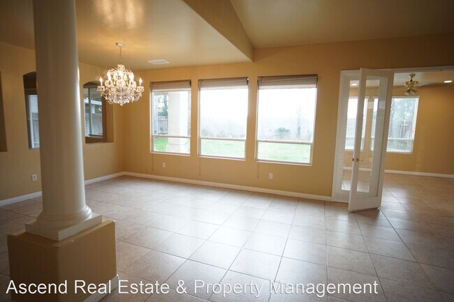 Foto del edificio - 5 br, 3 bath House - 7115 Whitewater Falls Dr