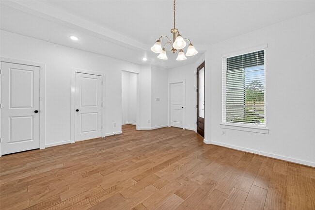 Building Photo - 10934 White Mist Dr