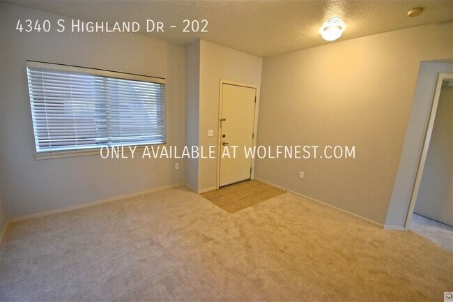 Foto del edificio - Beautiful 2 Bedroom Holladay Condo!
