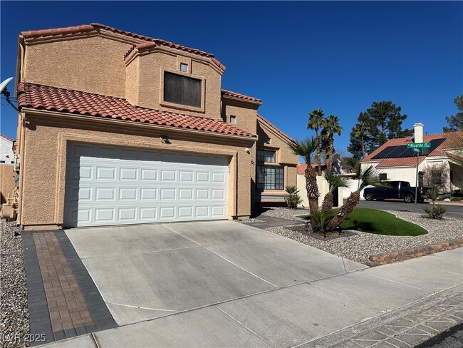 Building Photo - 3301 Ventana Hills Dr