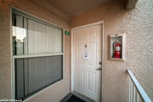 Foto del edificio - 6800 E Lake Mead Blvd