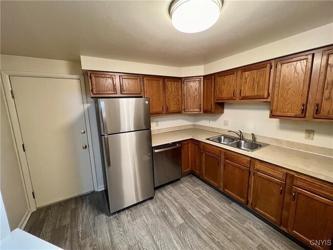 Building Photo - 8505 Sextant Dr