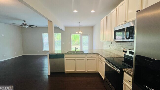 Foto del edificio - 256 Highland Pointe Cir E