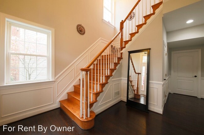 Building Photo - 7608 Brittany Parc Ct