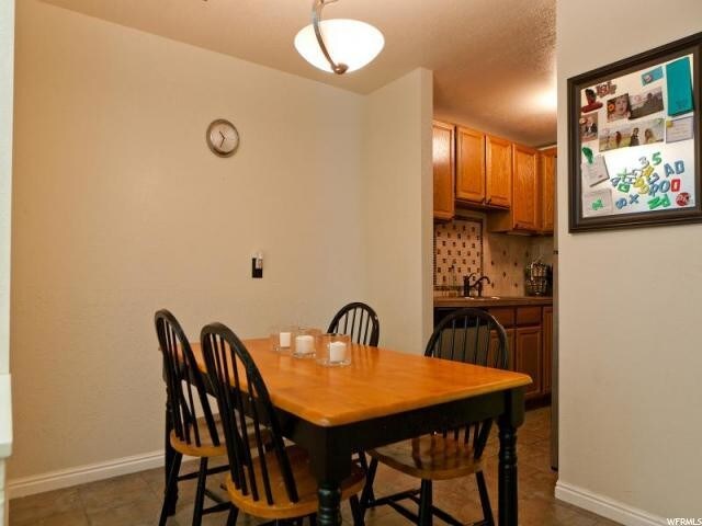 Foto del edificio - Holladay Condo
