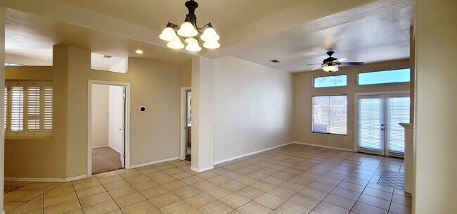 Building Photo - 7524 Holloran Ct