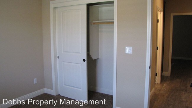Foto del edificio - 4 br, 2 bath House - 1213 Via Barcelona Ct.
