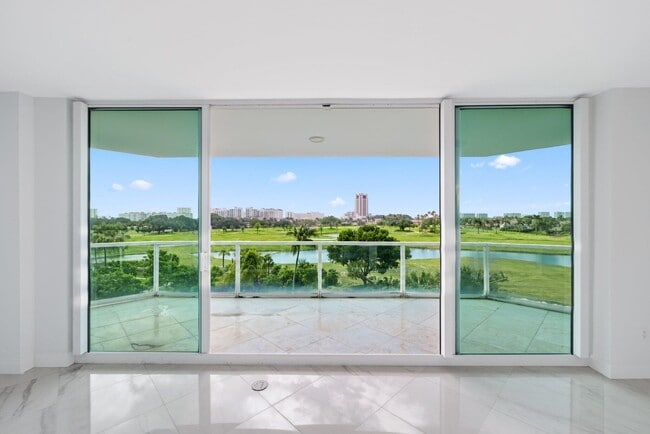 Building Photo - 500 SE Mizner Blvd