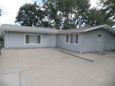 Building Photo - 259 Ledge Rd