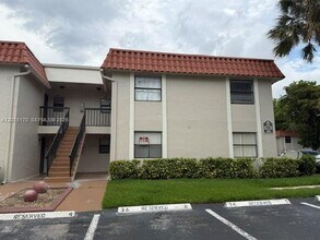 Building Photo - 9704 Hammocks Blvd