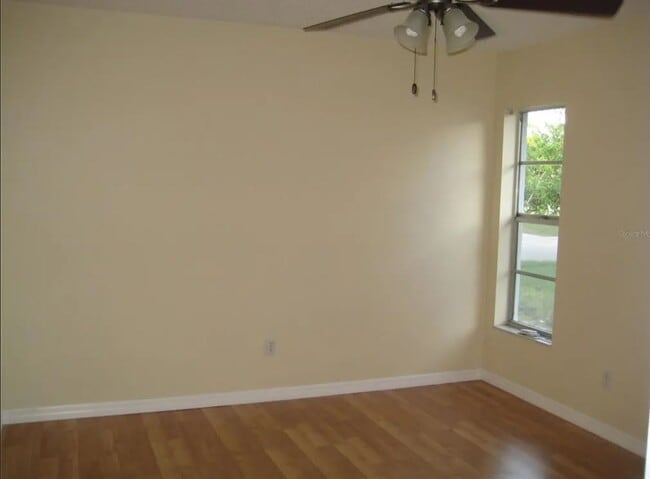 Foto del edificio - 1502 Stonehaven Way