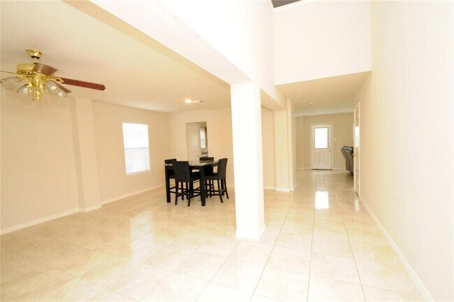 Building Photo - 16127 Eaglewood Spring Ct