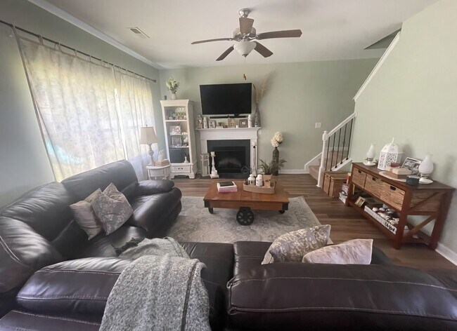 Building Photo - 3 Bedroom Home in Sneads Ferry